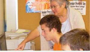 brochurephoto2 Edison High School Foundation Helping Kids
